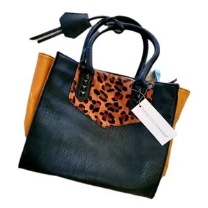 BESTINI‎ COLLECTION Medium Handbag in Black / Leopard NWT